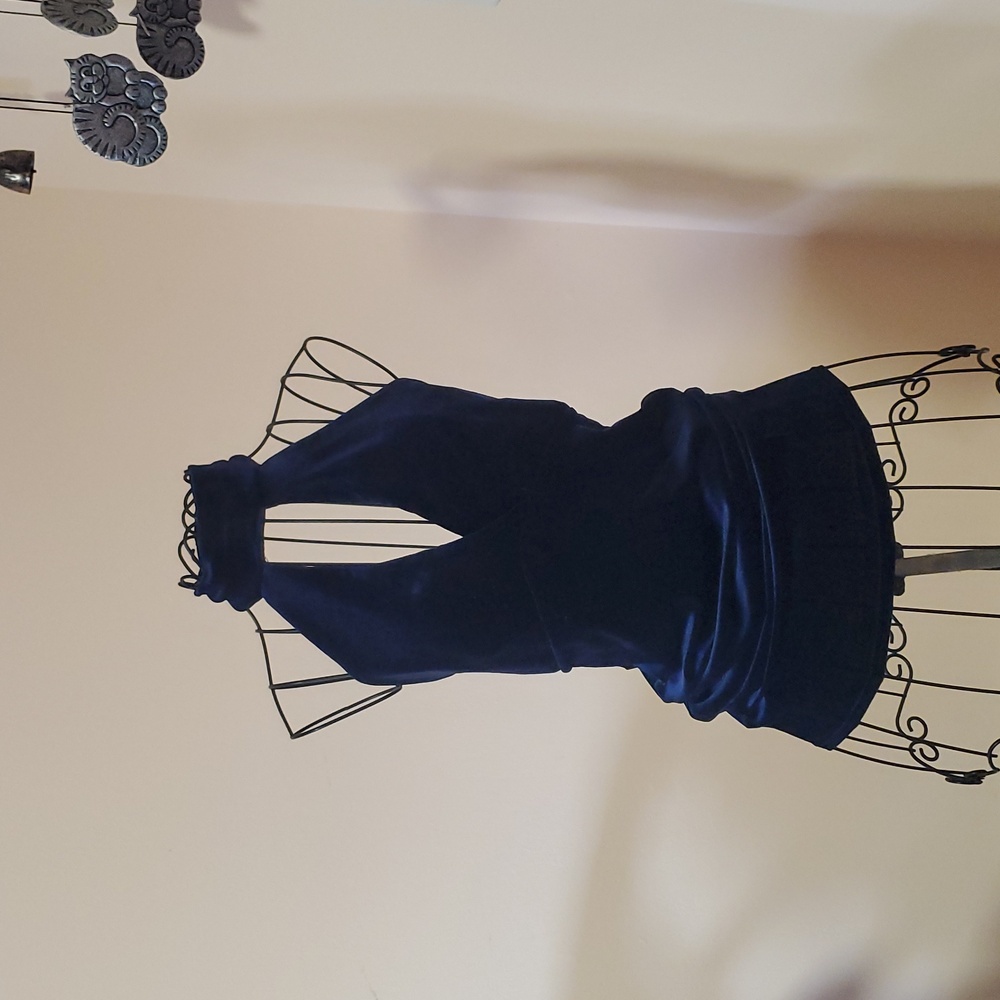 Boohoo blue mini dress size 4